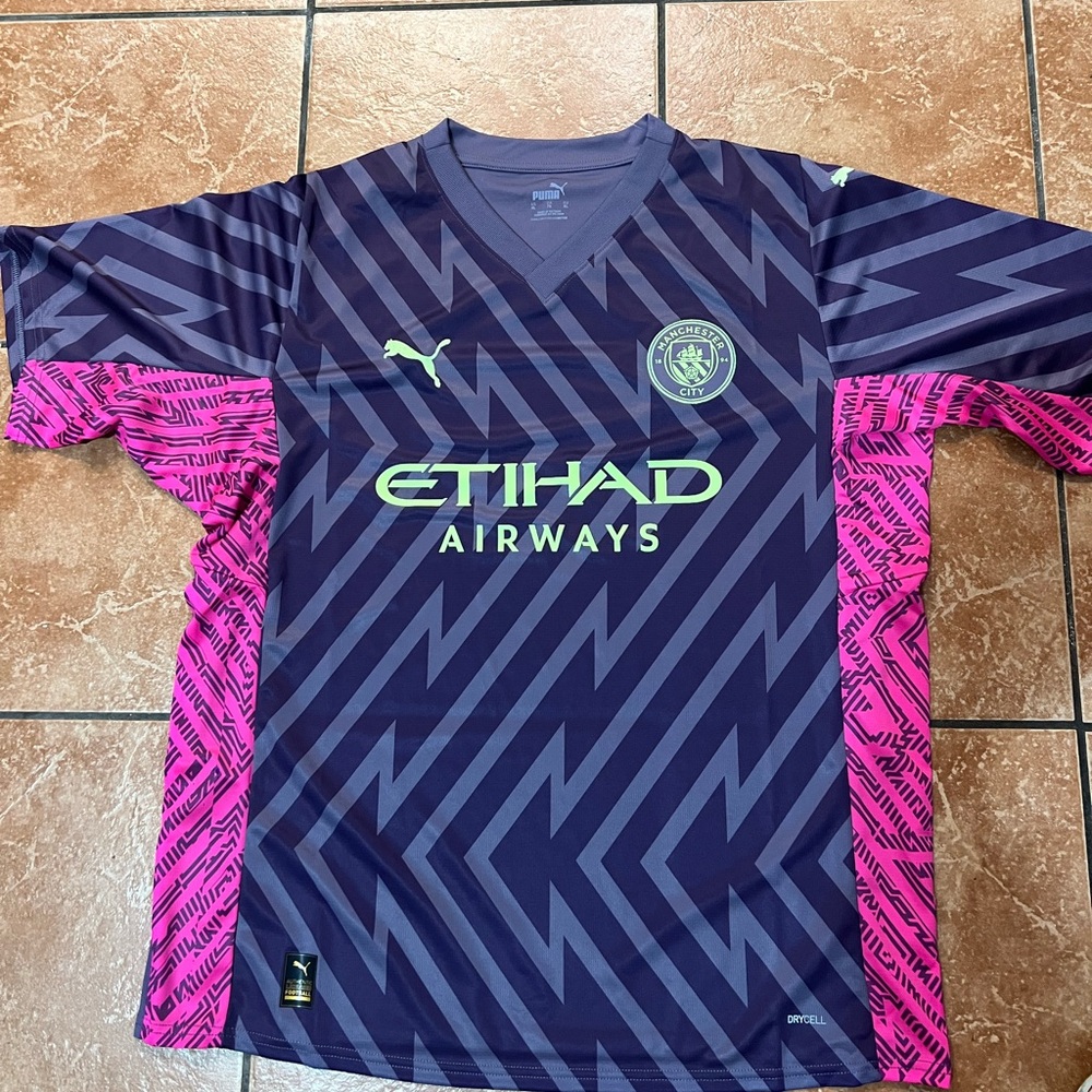 RARE BRAND NEW 2023-24 Manchester City Player Issue GK S/S Shirt  (XL) Puma